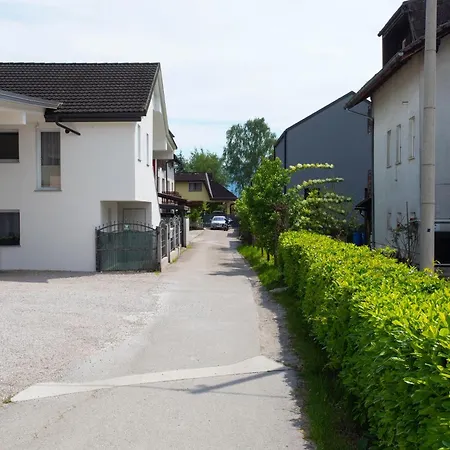 Apartment Studio Green Appartement Ljubljana