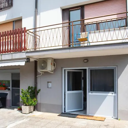 Apartmán Apartment Studio Green