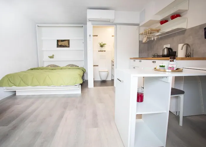 Apartment Studio Green * Lublaň