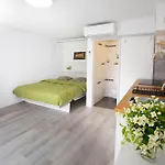 Apartment Studio Green Ljubljana