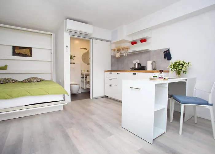 Apartment Studio Green Апартаменти *